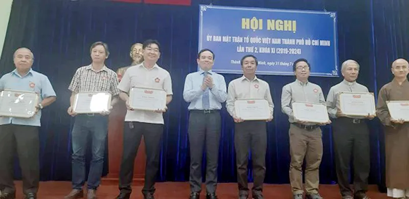 Mời gọi người dân hiến kế các giải pháp phát triển TPHCM     ảnh 1