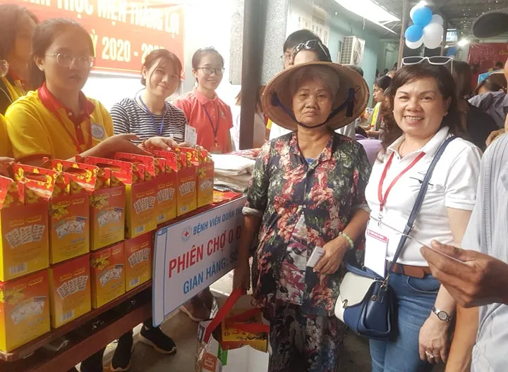 Ấm áp Phiên chợ 0 đồng lần thứ 5 tại Bệnh viện quận Thủ Đức ảnh 1