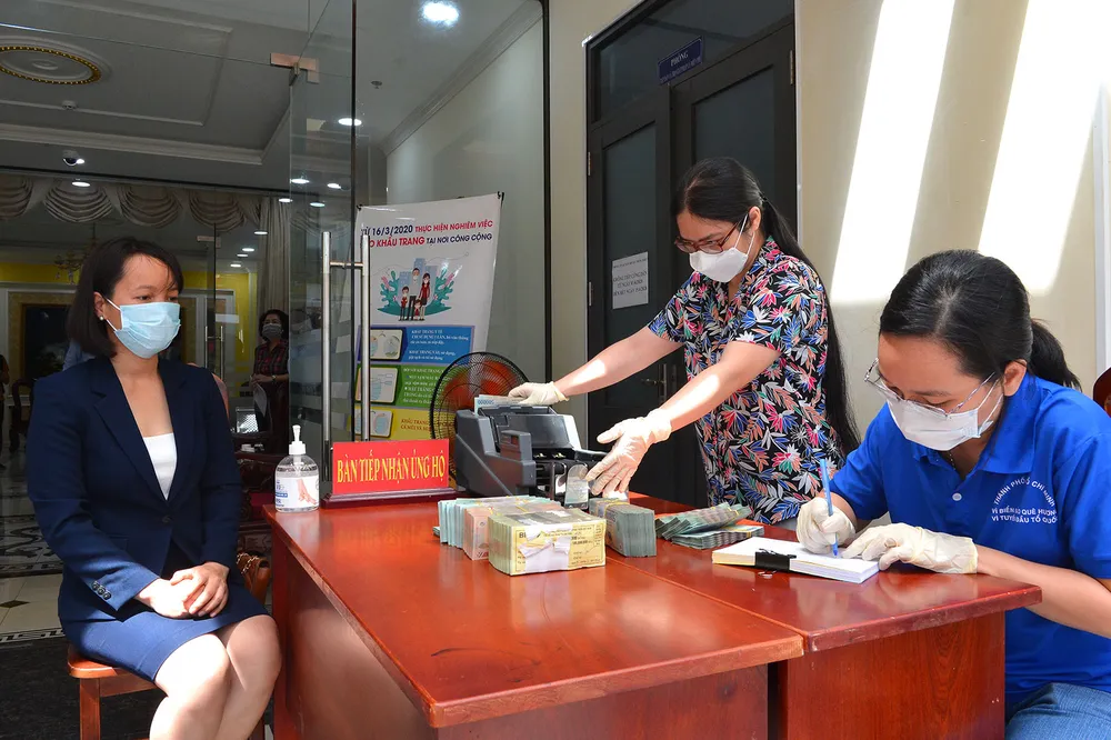 Tiếp nhận hơn 81 tỷ đồng ủng hộ Quỹ phòng, chống dịch Covid-19 và hạn mặn ảnh 3