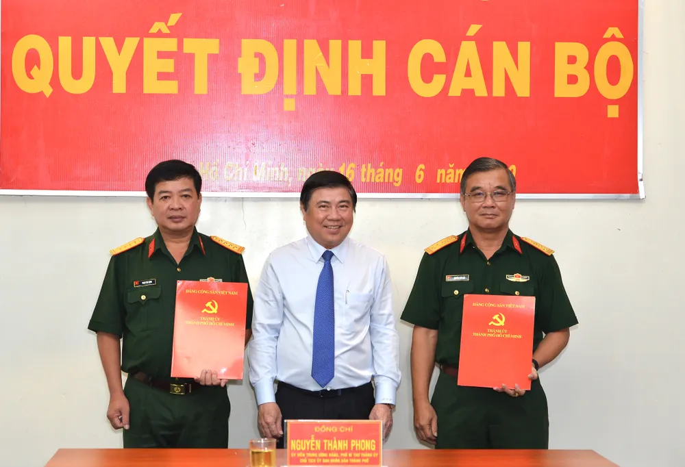 Kiện toàn nhân sự Ban Chấp hành, Ban Thường vụ Đảng ủy Quân sự TPHCM       ảnh 3