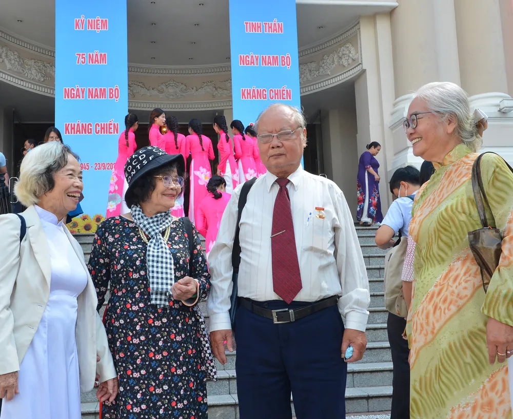 Cán bộ, đảng viên phải là người tiên phong, là tấm gương tuân thủ pháp luật ảnh 3