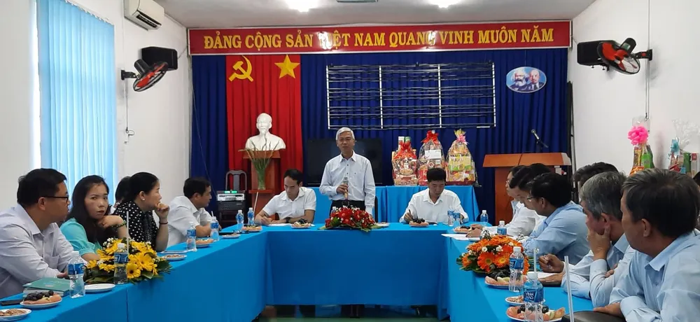 Đoàn lãnh đạo TPHCM thăm, chúc tết các đơn vị     ảnh 1