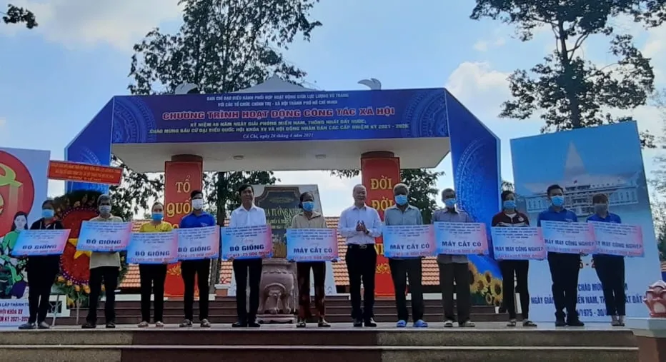 Gần 600 triệu đồng chăm lo hộ nghèo, gia đình chính sách huyện Củ Chi      ảnh 4