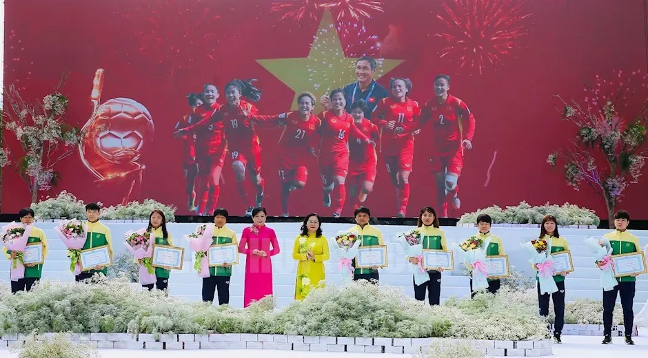 Xây dựng Người phụ nữ TPHCM đoàn kết, năng động, sáng tạo, khát vọng vươn lên ảnh 2