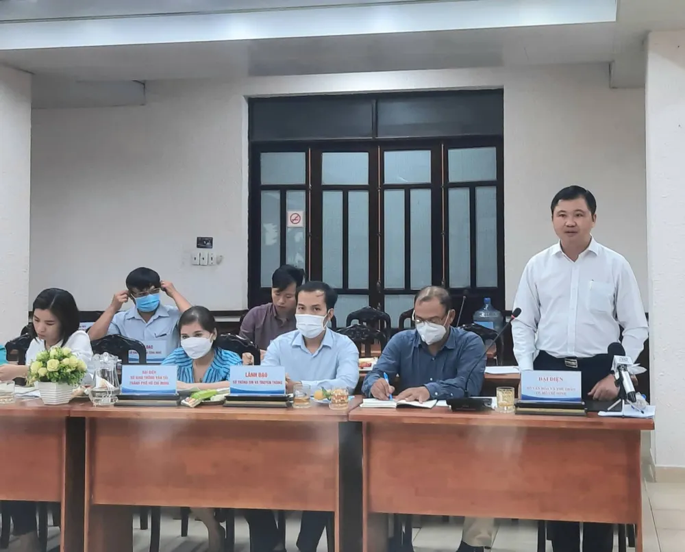 Khó quản lý, xử phạt vi phạm trong hoạt động quảng cáo ngoài trời tại quận Tân Bình    ảnh 3