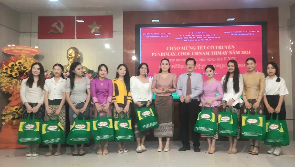 Tet co truyen - 4.jpg