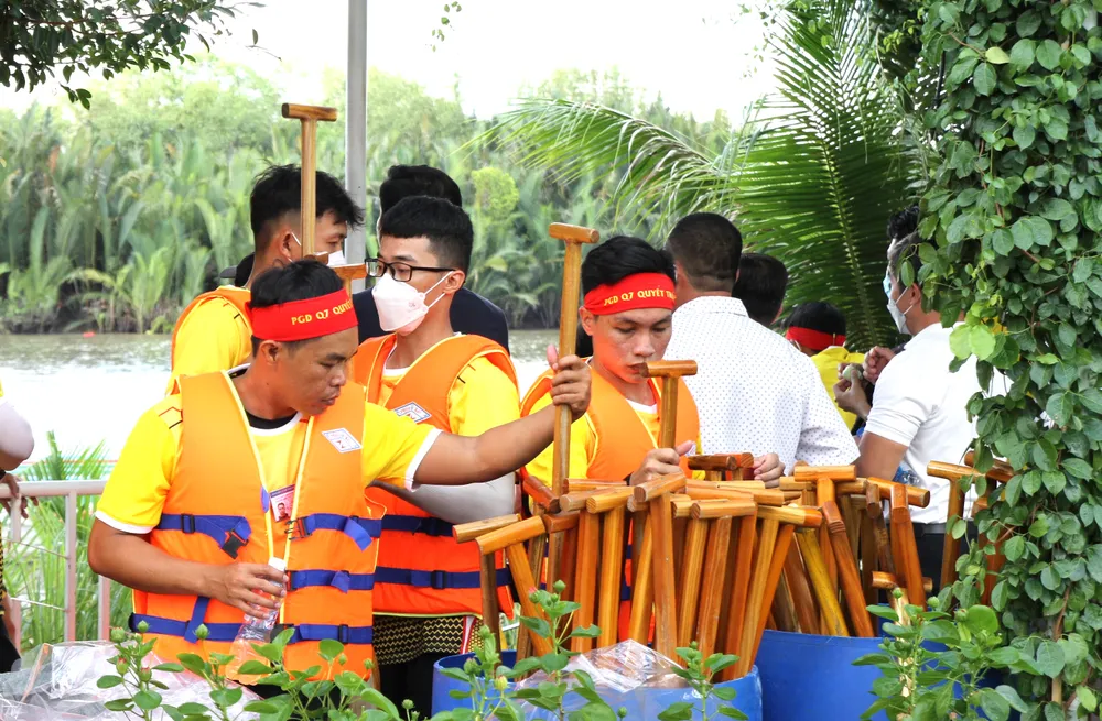 Sôi nổi giải Đua thuyền truyền thống TPHCM năm 2022 ảnh 4