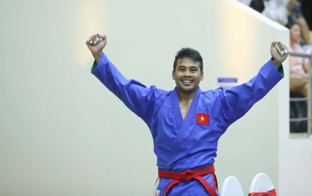 Kurash tạo “cơn mưa Vàng” trong ngày đầu ra quân ảnh 2