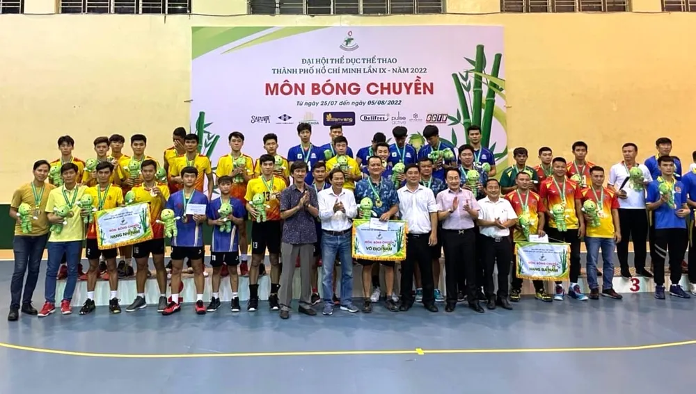Bóng chuyền Đại hội TDTT TPHCM 2022: Nam Phú Nhuận, nữ Tân Bình đoạt ngôi vô địch ảnh 1