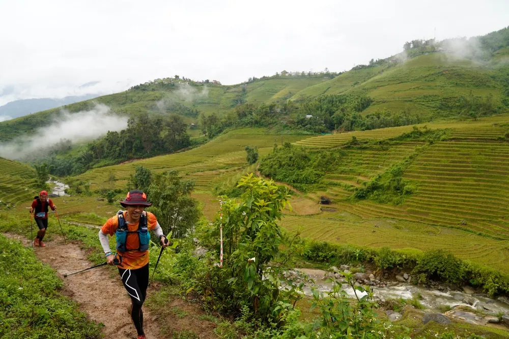 Vượt qua giới hạn ảnh 1