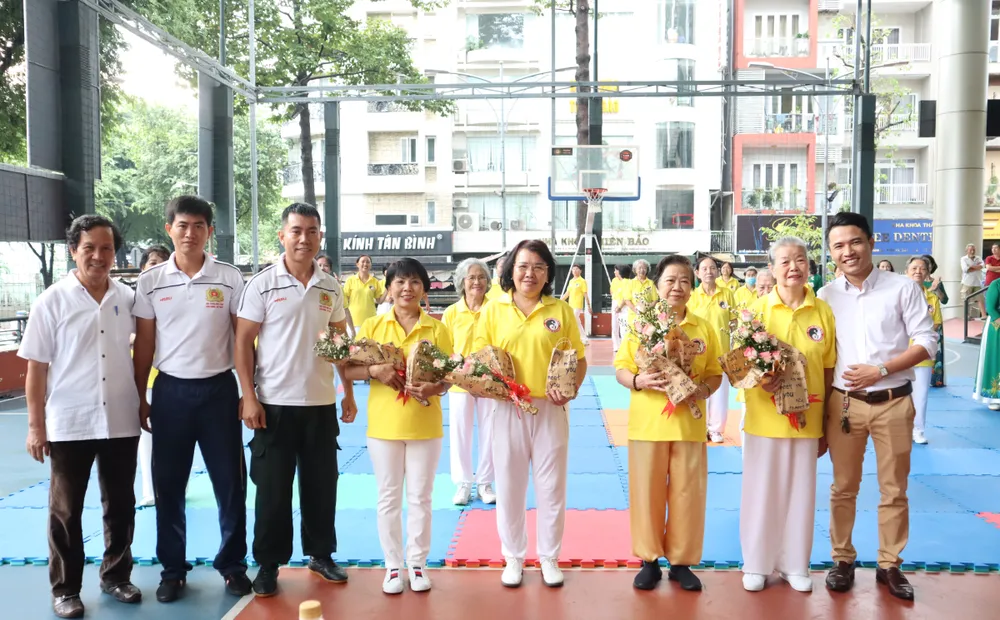 Giao lưu võ thuật nhân Ngày Phụ nữ Việt Nam ảnh 3