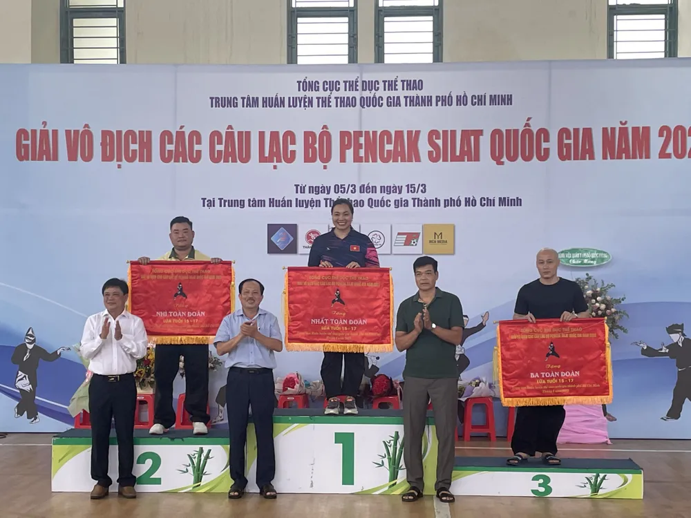 Đội tuyển pencak silat TPHCM xếp nhì toàn đoàn nhóm tuổi 15-17