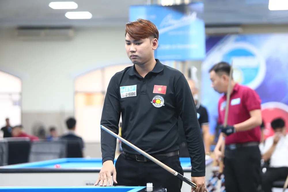 Gần 500 cơ thủ tranh tài tại giải. Ảnh: LP