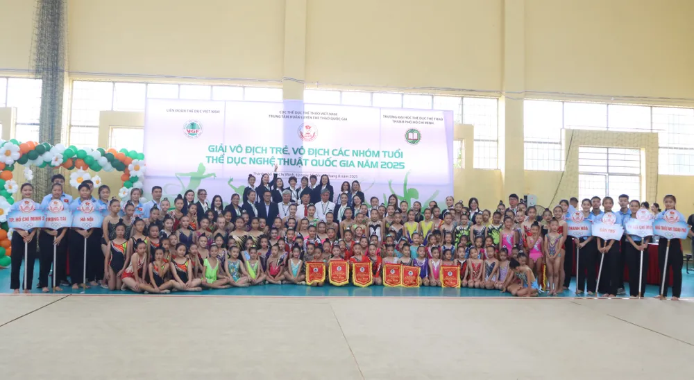 Giải đấu khai mạc vào sáng ngày 15-8. Ảnh: THANH TÙNG 