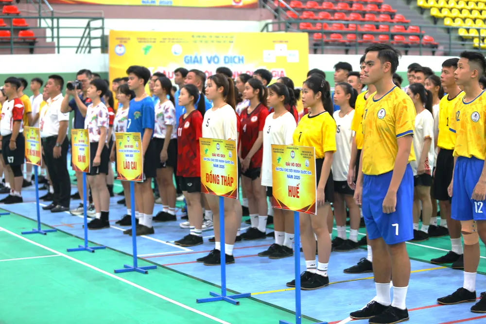 Gần 200 VĐV tham dự giải