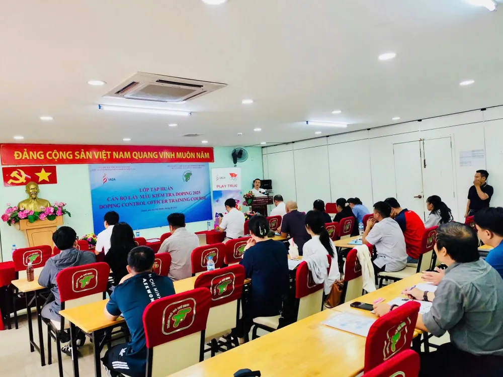 Hơn 20 học viên tham dự lớp tập huấn 