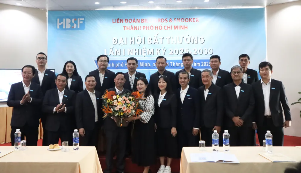 Ban chấp hành Liên đoàn Billiards và Snooker TPHCM nhiệm kỳ 2025-2030. Ảnh: THANH TÙNG 