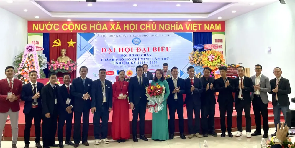 Ban chấp hành Hội bóng chày TPHCM ra mắt