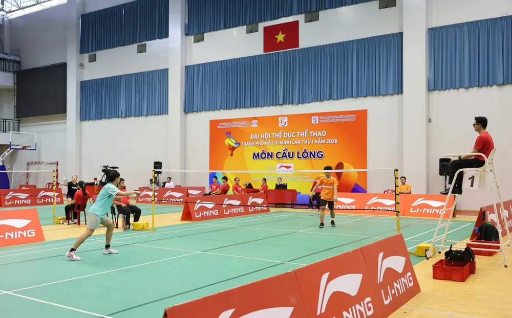 Các tuyển thủ tranh tài ở 7 nội dung đơn, đôi, đồng đội