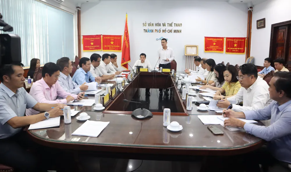 Quang cảnh buổi làm việc giữa Ban Tuyên giáo và Dân vận Thành ủy TPHCM với Sở VH-TT TPHCM. Ảnh: THANH TÙNG 