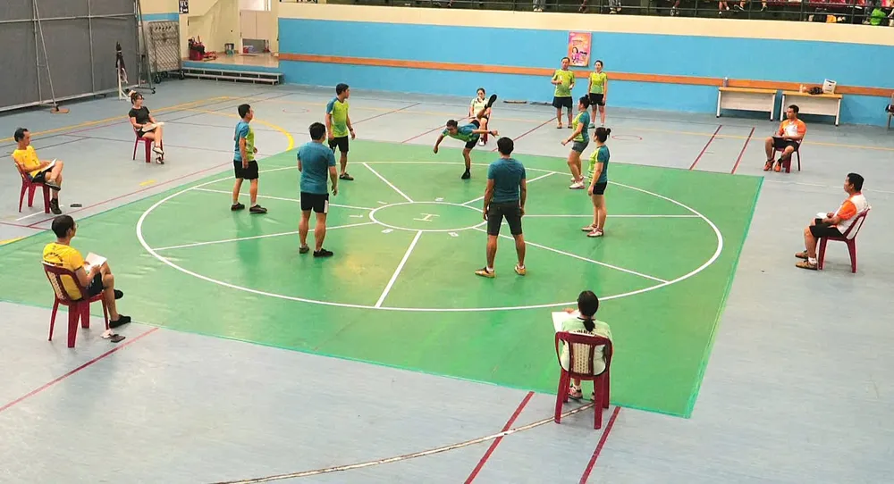 Giải đá cầu nghệ thuật đã diễn ra sôi nổi. Ảnh: THANH TÙNG 