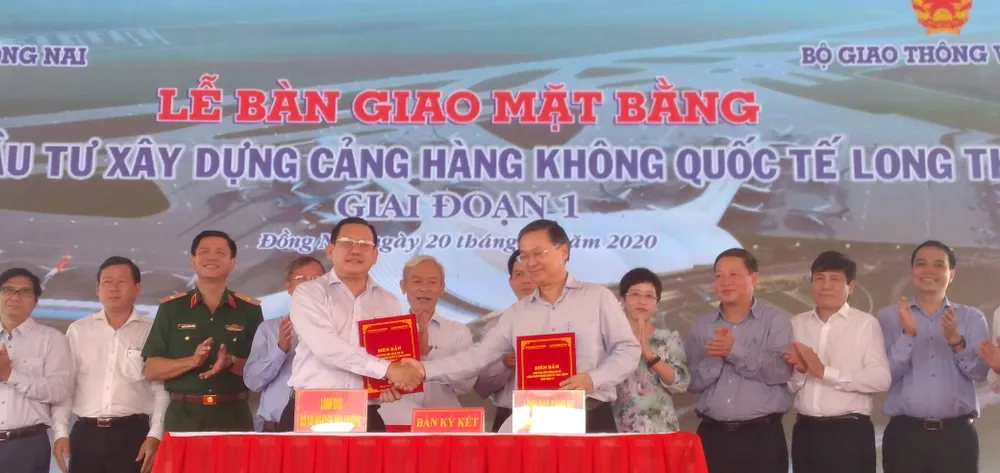 Đồng Nai bàn giao 1.800ha đất làm dự án Cảng hàng không quốc tế Long Thành giai đoạn I ảnh 3
