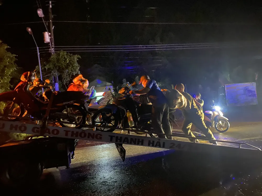 Bình Phước giải quyết việc tập trung đông người tại khu vực giáp ranh ảnh 2