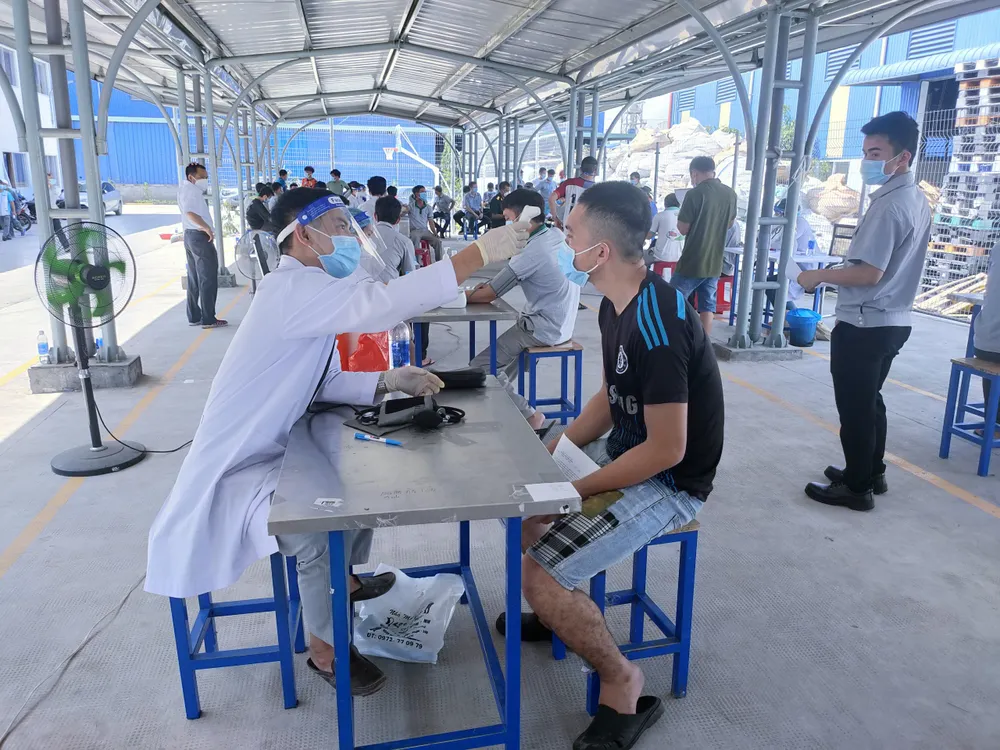 Bình Phước tổ chức tiêm vaccine phòng Covid-19 cho 23.000 người trong đợt 11 ảnh 2