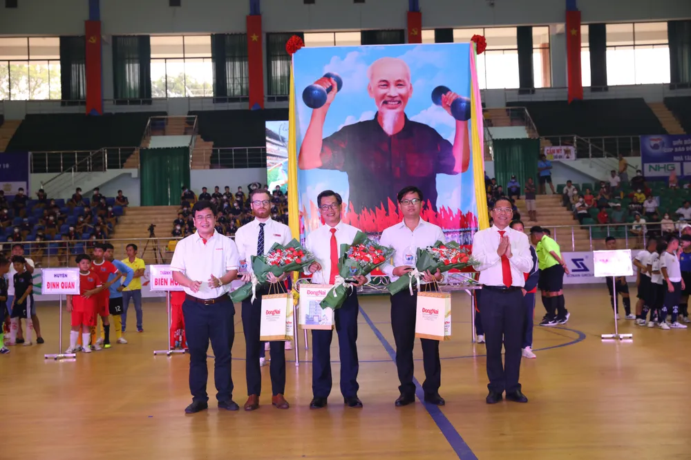 Đồng Nai khai mạc Giải bóng đá nhi đồng cúp Báo Đồng Nai lần thứ 18 ảnh 2