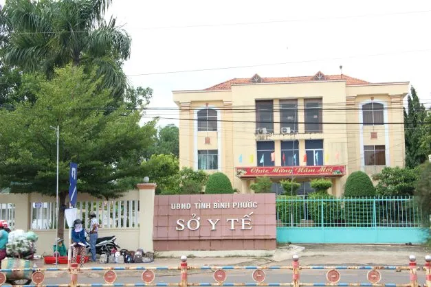 Bình Phước: Cảnh cáo Giám đốc Sở Y tế và Giám đốc Bệnh viện Đa khoa tỉnh ảnh 2