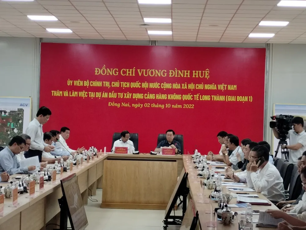 Chủ tịch Quốc hội Vương Đình Huệ kiểm tra tiến độ dự án Sân bay Long Thành ảnh 2