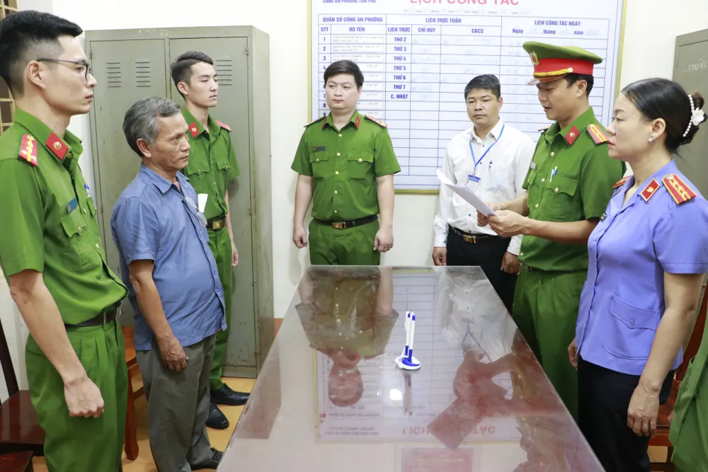 Bình Phước: Khởi tố, bắt giam thêm 2 đối tượng buôn lậu hơn 575 tấn hạt điều thô ảnh 2