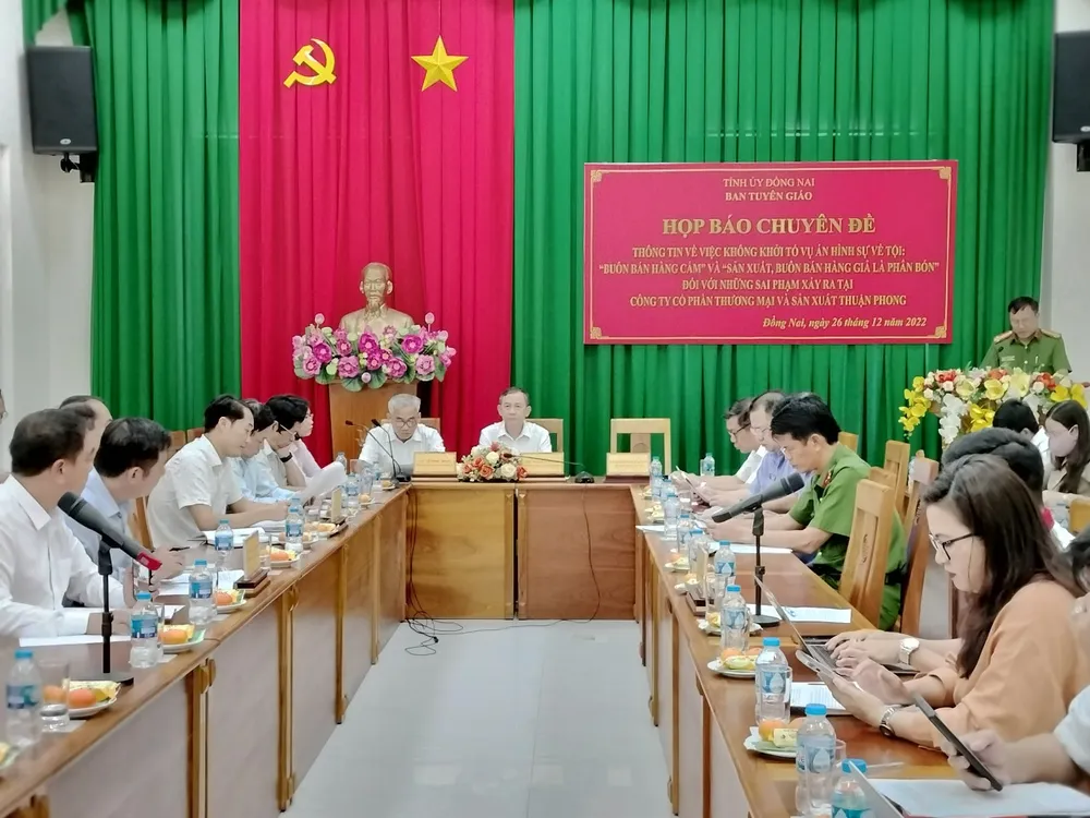 Toàn cảnh buổi họp báo