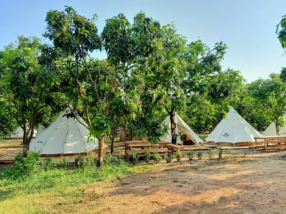 Một điểm du lịch tự phát ven hồ Trị An Một điểm du lịch tự phát ven hồ Trị An