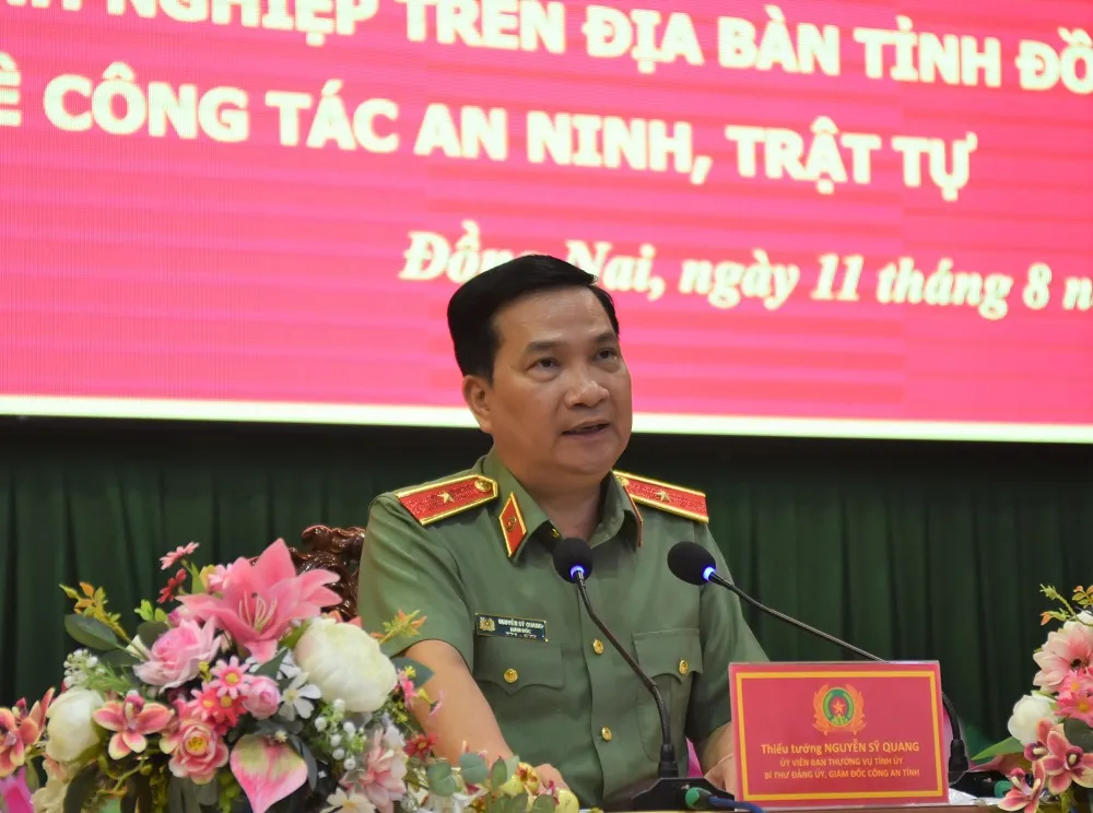 Thiếu tướng Nguyễn Sỹ Quang, Giám đốc Công an tỉnh Đồng Nai đối thoại với doanh nghiệp Thiếu tướng Nguyễn Sỹ Quang, Giám đốc Công an tỉnh Đồng Nai đối thoại với doanh nghiệp