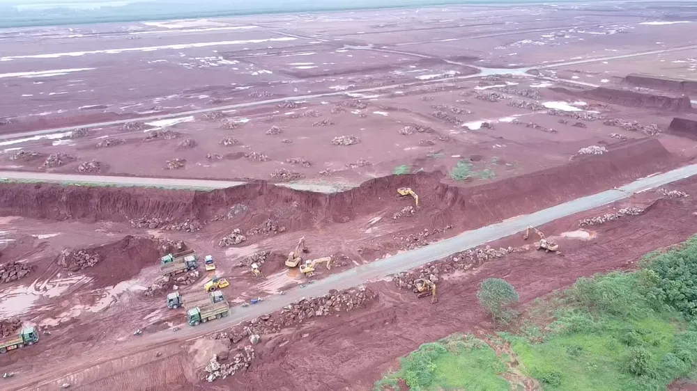 Đại công trường sân bay Long Thành có nhiều hạng mục vẫn còn ngổn ngang đất đá