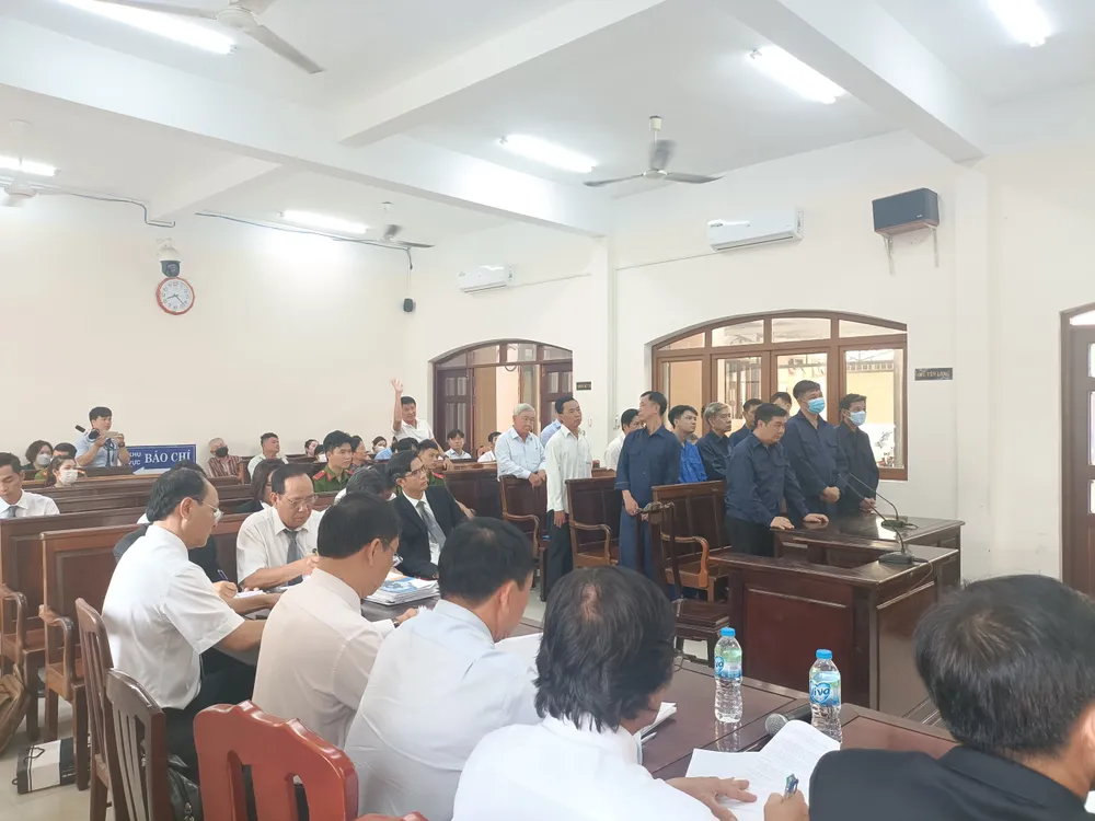 Phiên xét xử 13 bị cáo vụ sai phạm tại KDC Phước Thái sáng 22-8