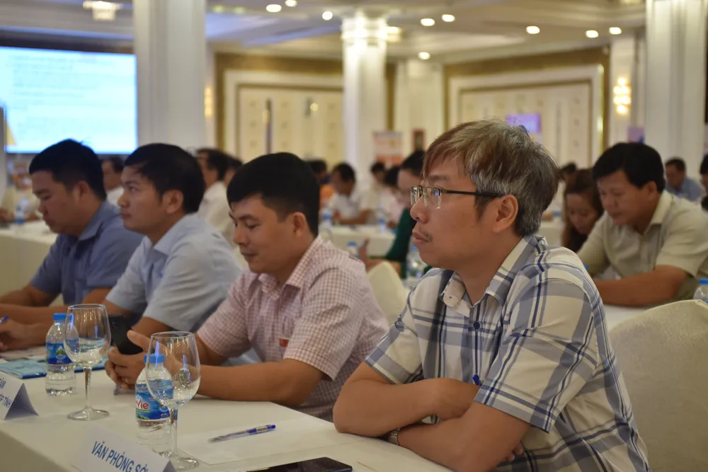 Các đại biểu tham dự Hội nghị Các đại biểu tham dự Hội nghị