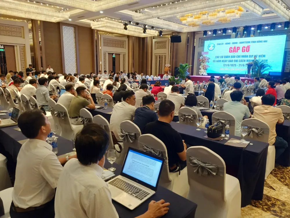 z5554093715870_f19e6dd38d7a05e0d87fabeea10e60c8 (1).jpg