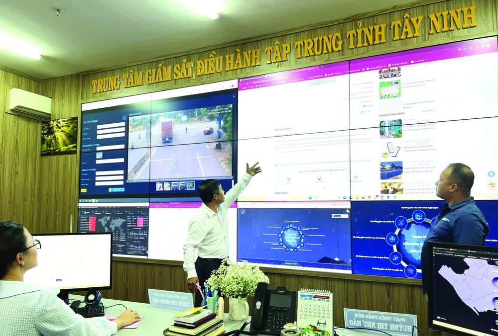 Trung tâm Giám sát, điều hành tập trung tỉnh Tây Ninh..jpg