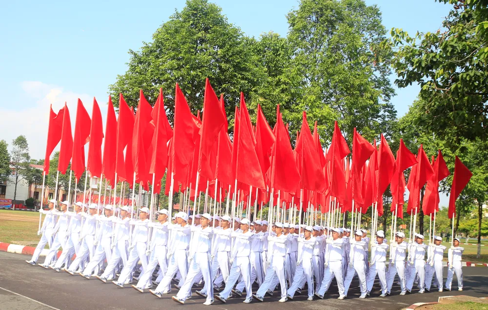 Đội hồng kỳ .jpg