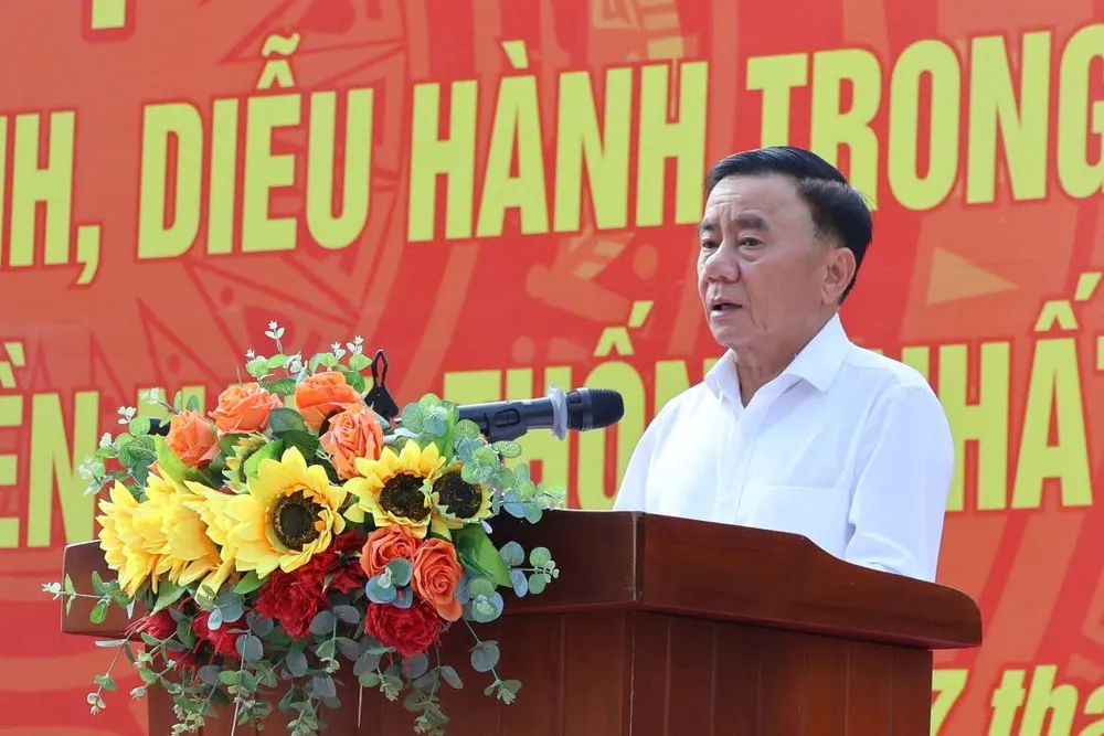 Trần Cẩm Tú.jpg