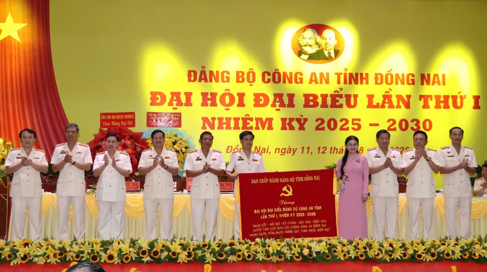 Xây dựng Công an tỉnh Đồng Nai trong sạch, vững mạnh