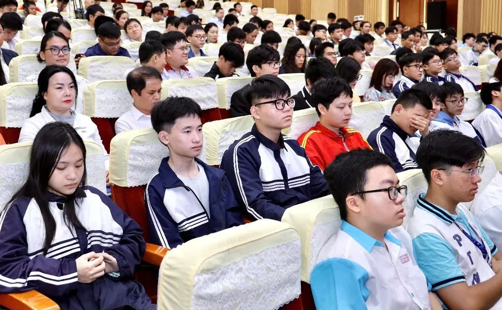 Thí sinh dự kỳ thi chọn đội tuyển dự thi Olympic quốc tế và khu vực năm 2026.