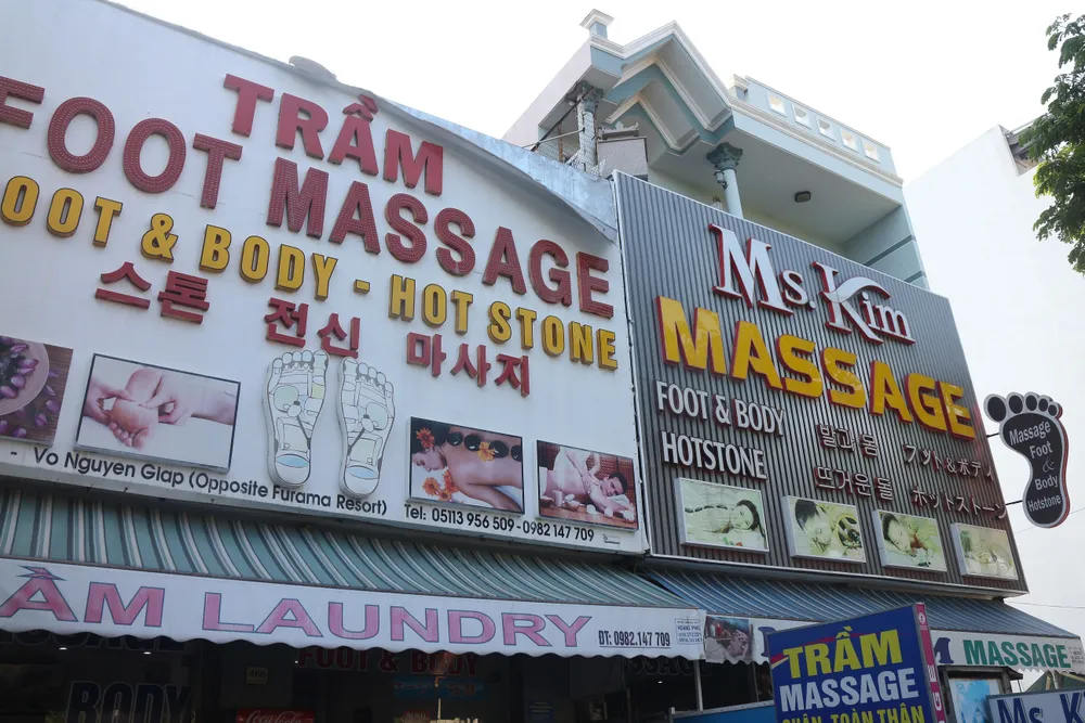 Đà Nẵng ra tay dẹp các bảng hiệu tiếng nước ngoài ảnh 6