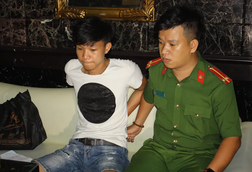 Khởi tố đối tượng tổ chức sinh nhật bằng ma túy ảnh 1