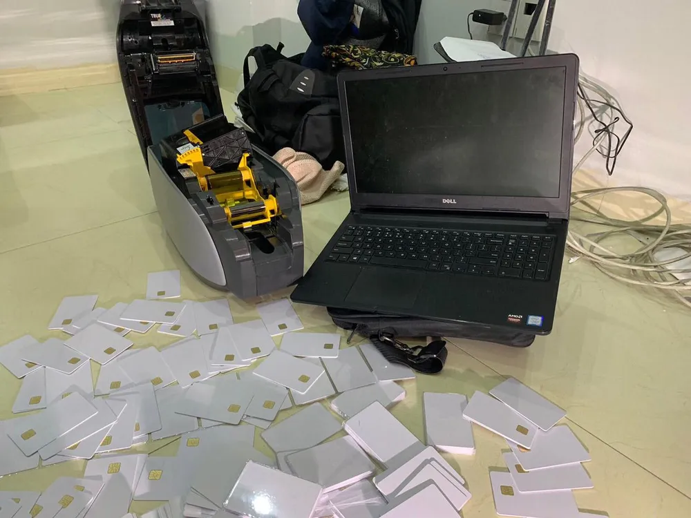 Bắt 2 đối tượng người Mông Cổ trộm cắp tài sản, làm giả giấy tờ ảnh 2