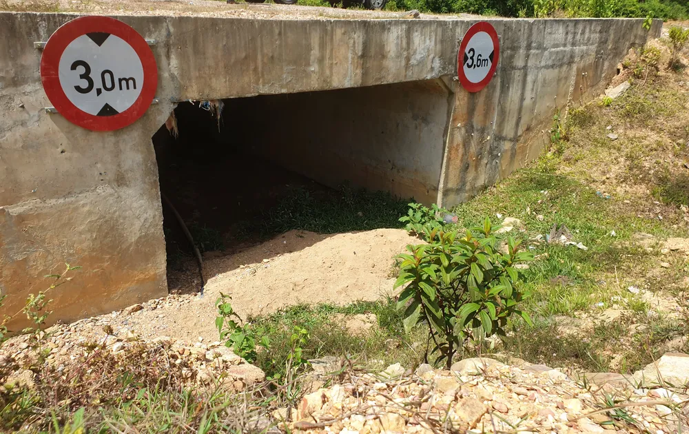 Nhiều điểm nghẽn trên cao tốc La Sơn – Túy Loan  ảnh 6