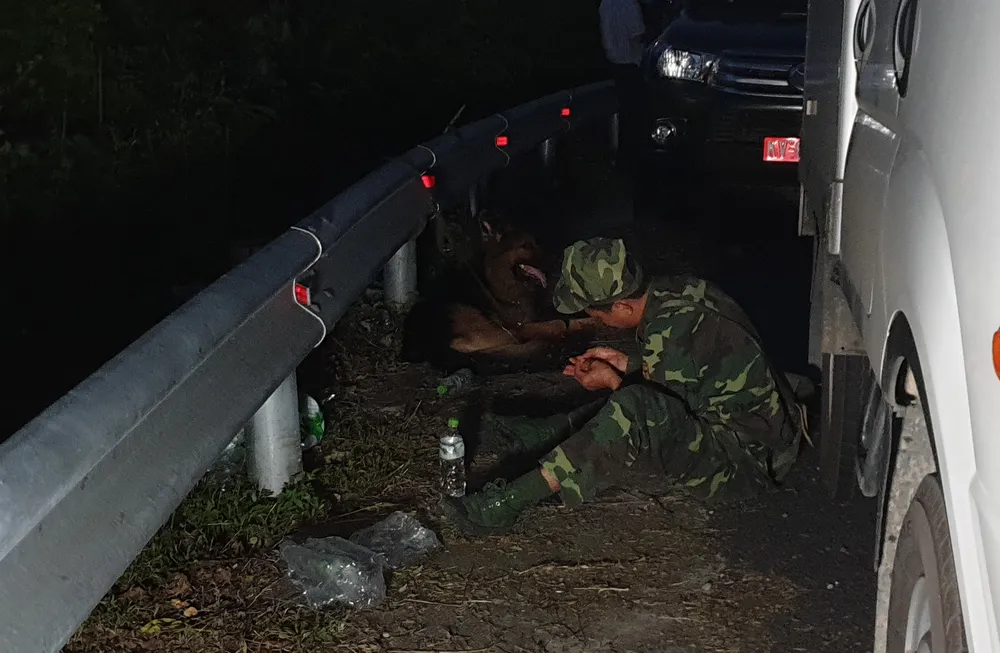 Trắng đêm truy tìm phạm nhân trốn trại lẩn trốn trên đèo Hải Vân ảnh 7