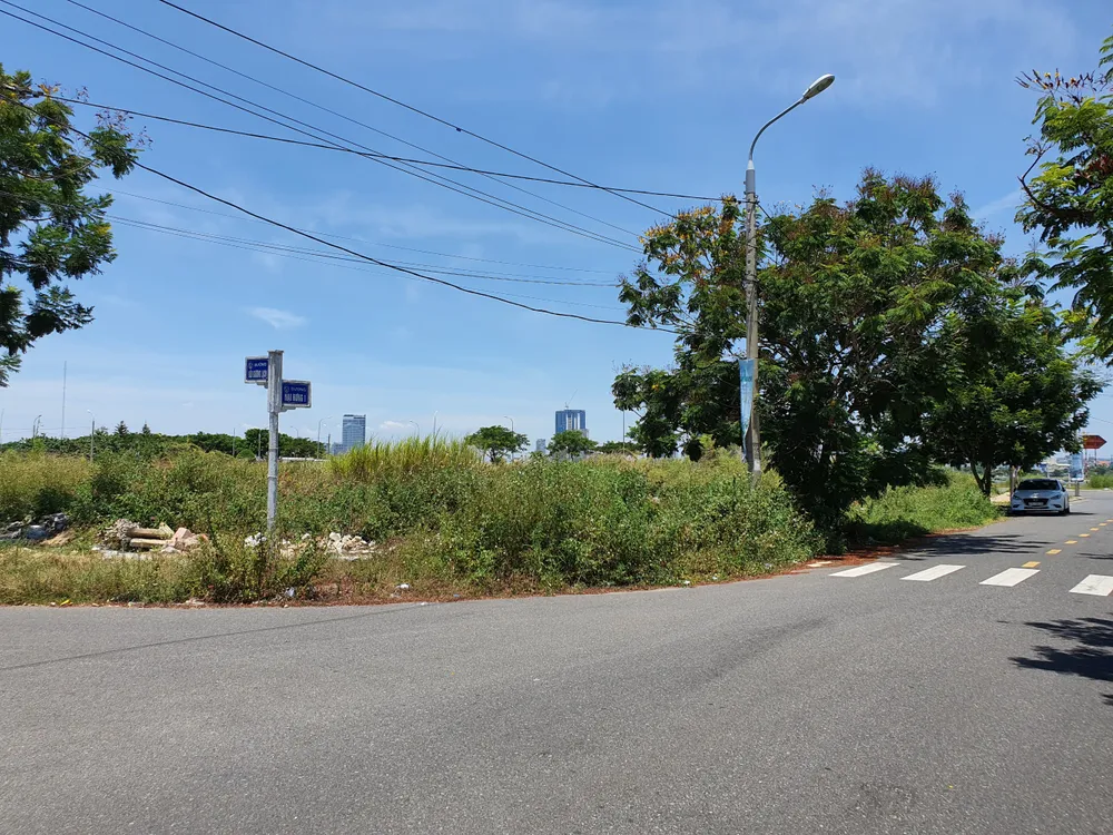 Khu đất được đấu giá 310 tỷ đồng sau lần tạm dừng do một tin nhắn lạ ảnh 1